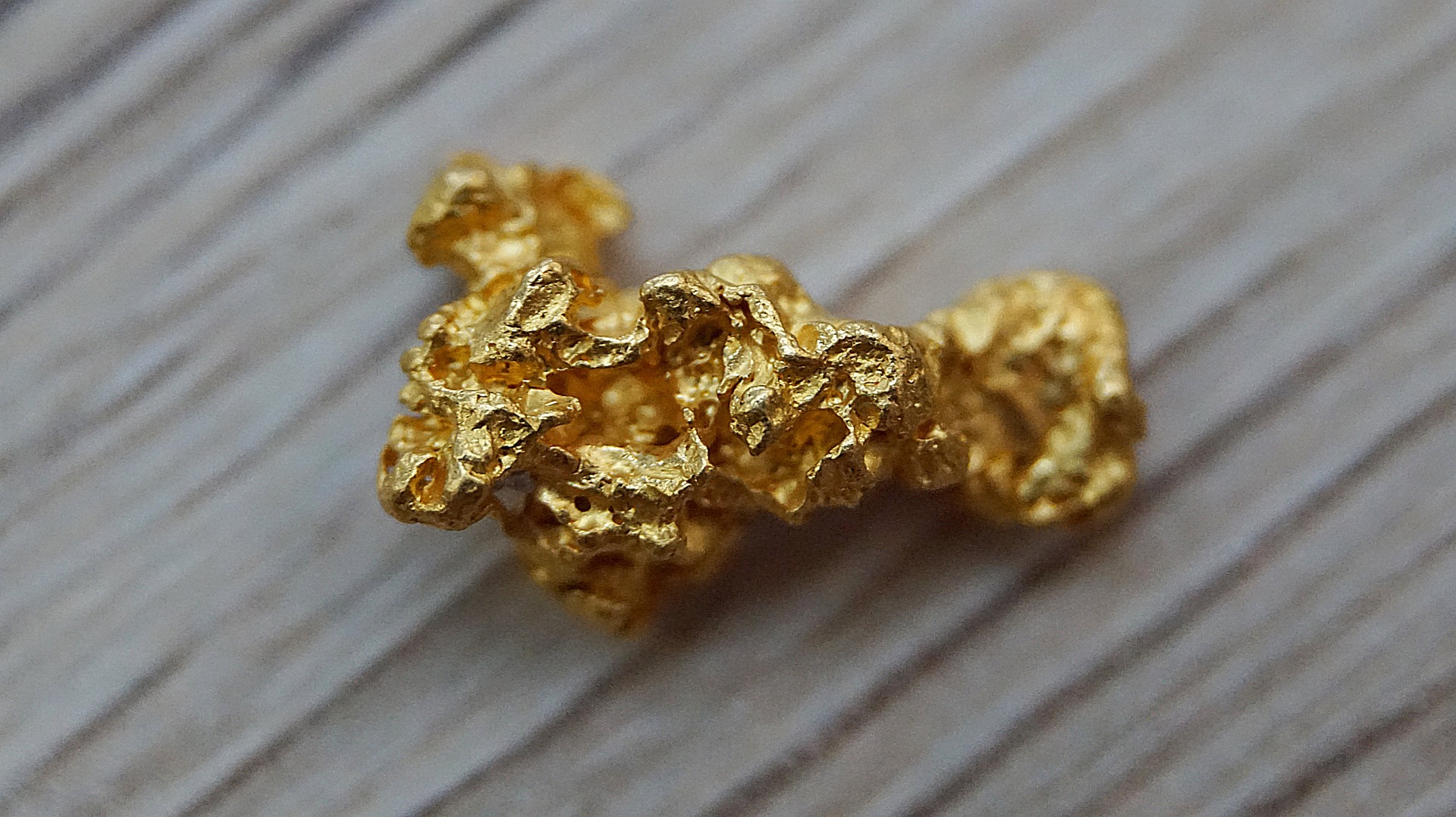 gold-nugget-2269847_1920