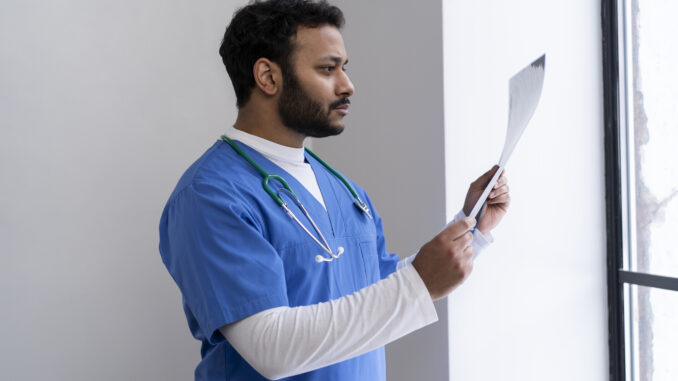 nurse-preparing-consult